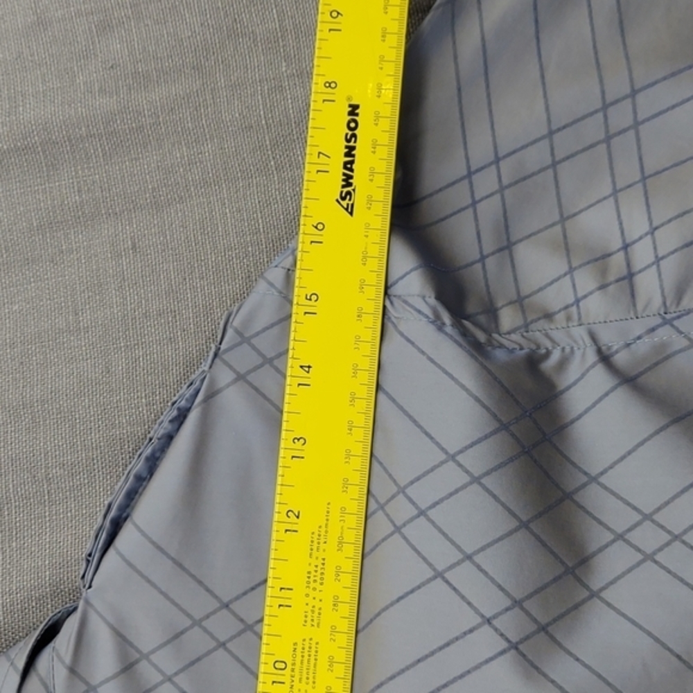 Lacoste Button Down Short Sleeve Gray W/Thin Stri… - image 5